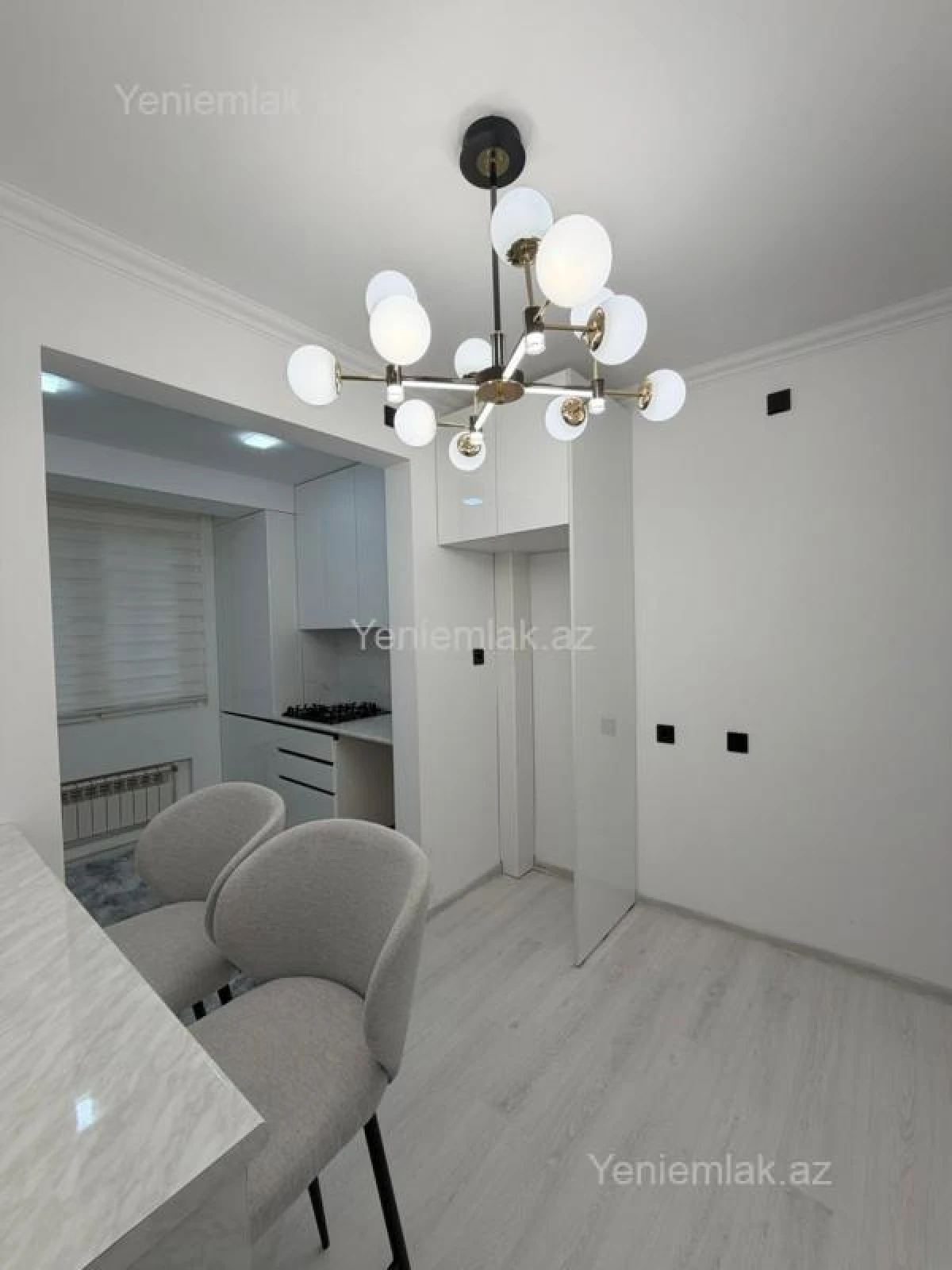 Satılır 2 otaqlı köhnə tikili 65 m²