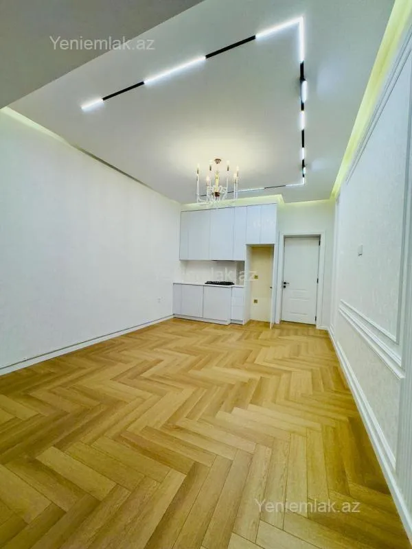 Satılır 2 otaqlı yeni tikili 60 m²
