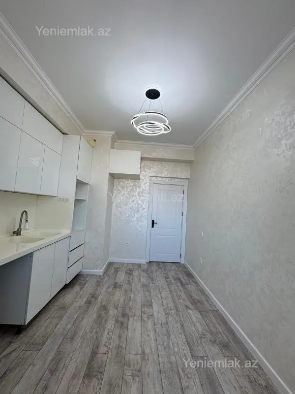 Satılır 2 otaqlı yeni tikili 80 m²