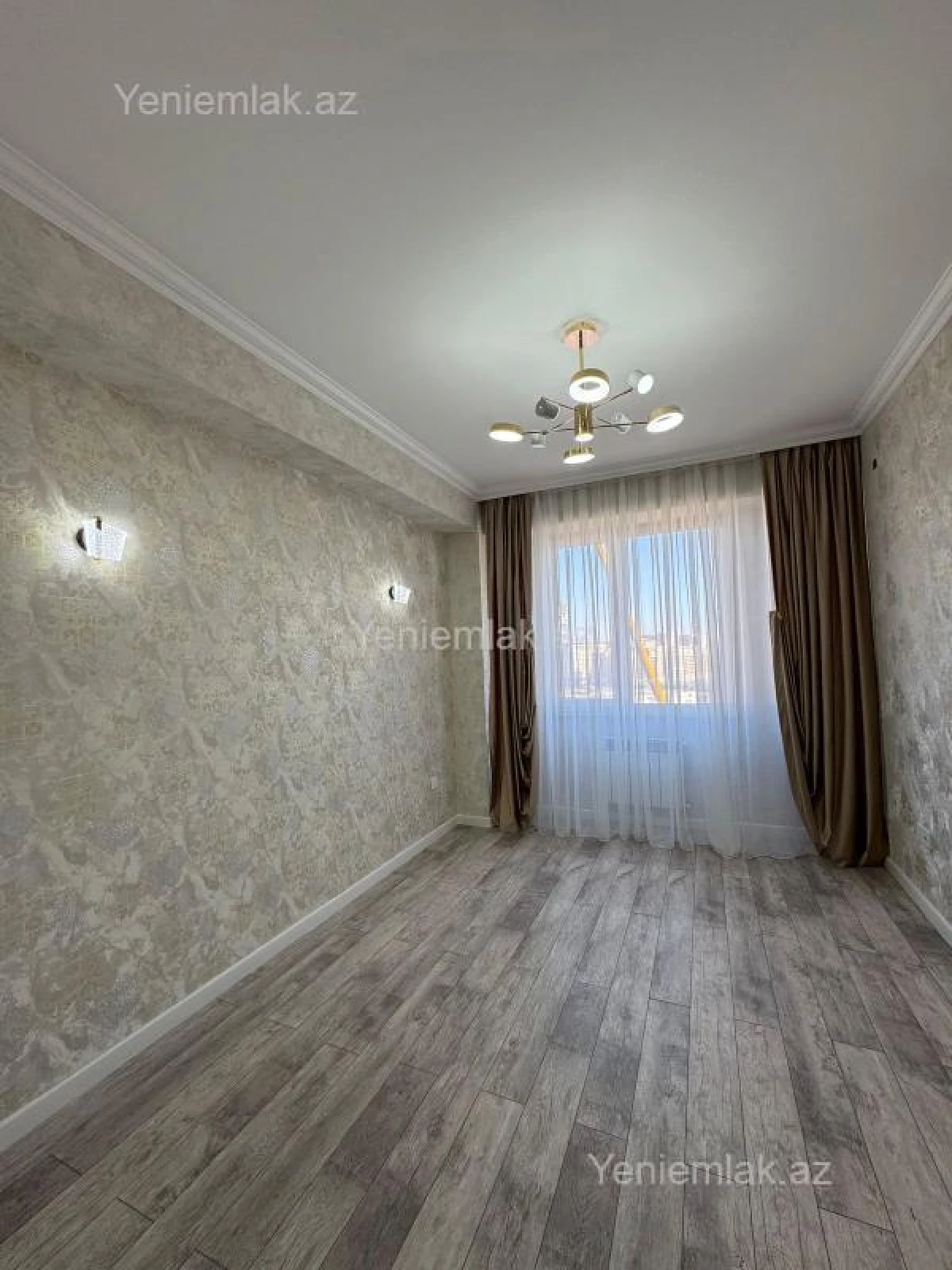 Satılır 2 otaqlı yeni tikili 80 m²