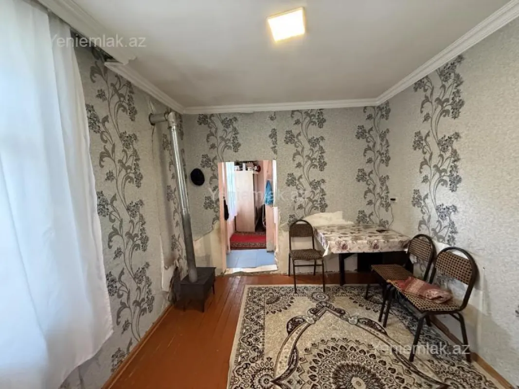 Satılır 2 otaqlı həyət evi 50 m²