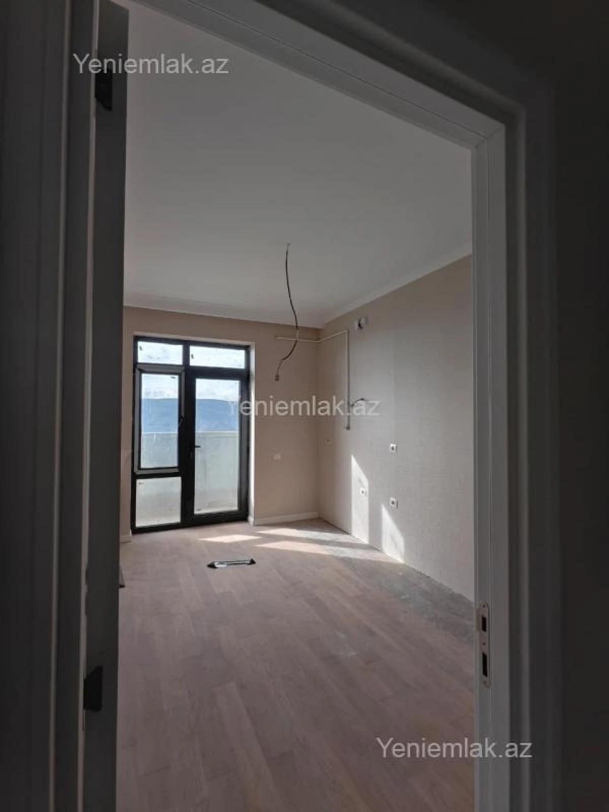 Satılır 2 otaqlı yeni tikili 73 m²