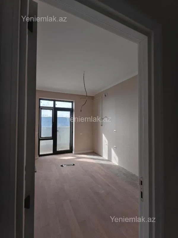 Satılır 2 otaqlı yeni tikili 73 m²