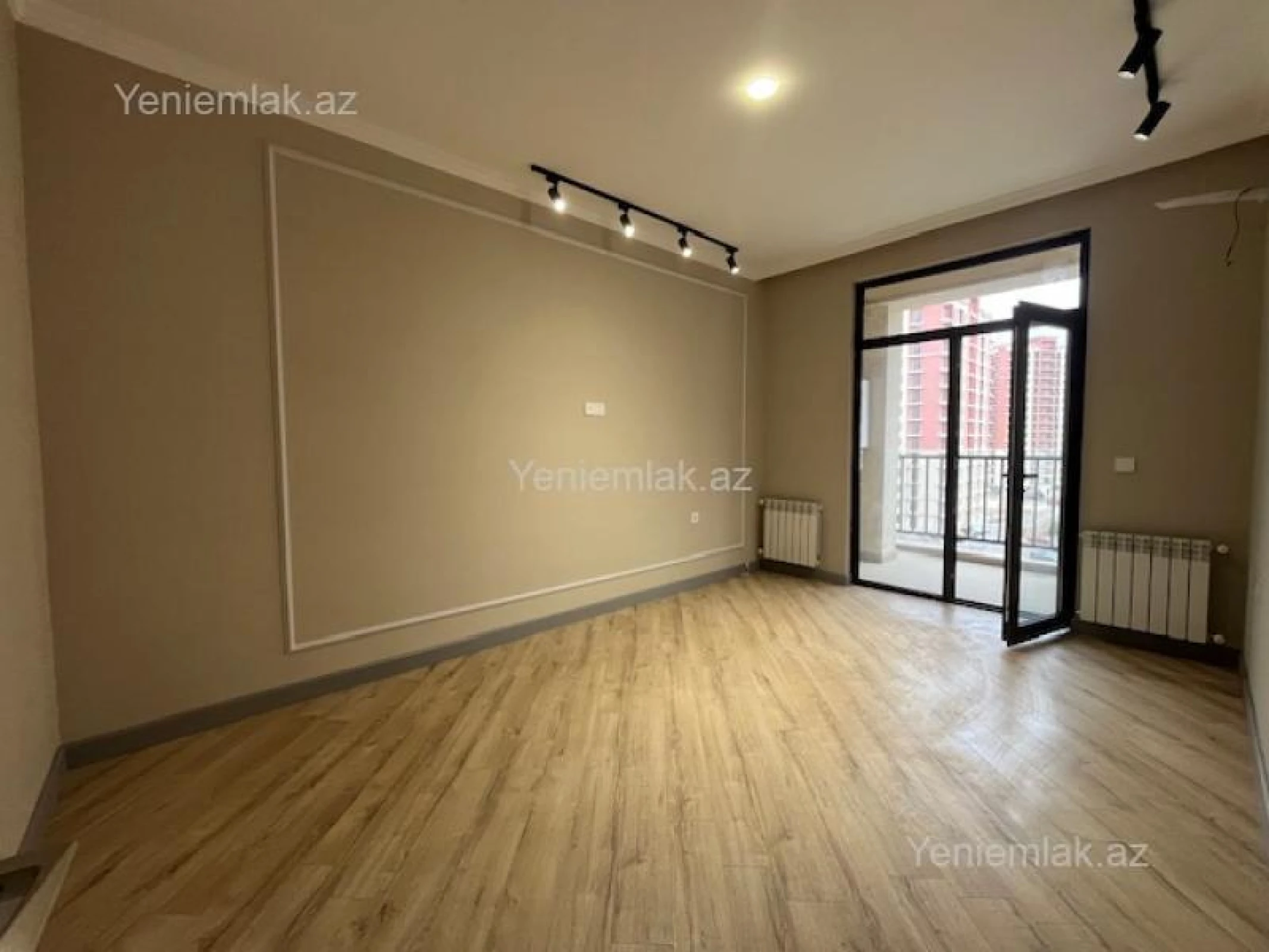 Satılır 2 otaqlı yeni tikili 82.5 m²