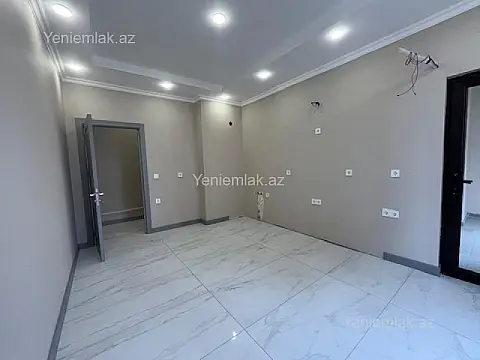 Satılır 2 otaqlı yeni tikili 82.5 m²