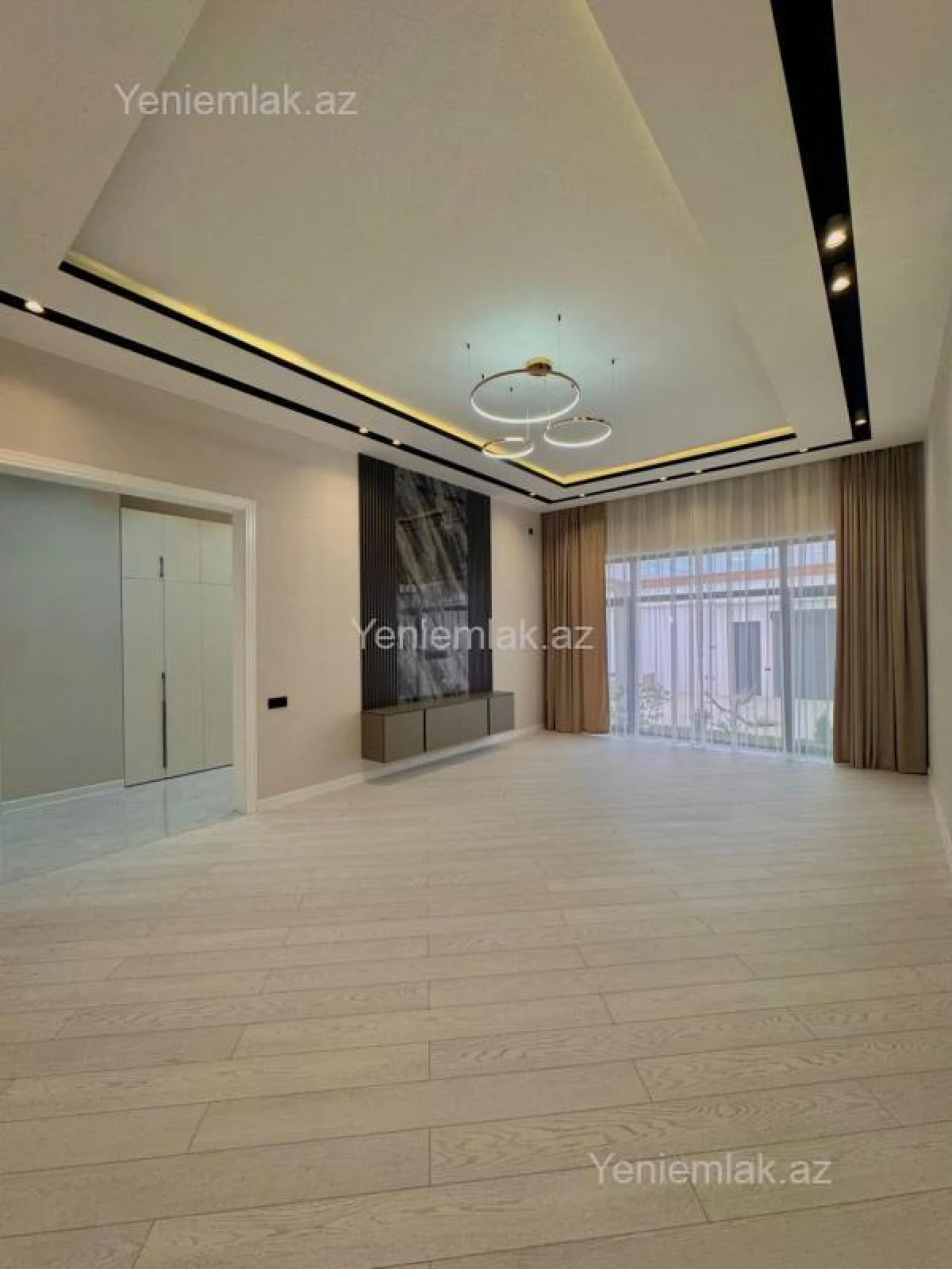 Satılır 4 otaqlı həyət evi 160 m²