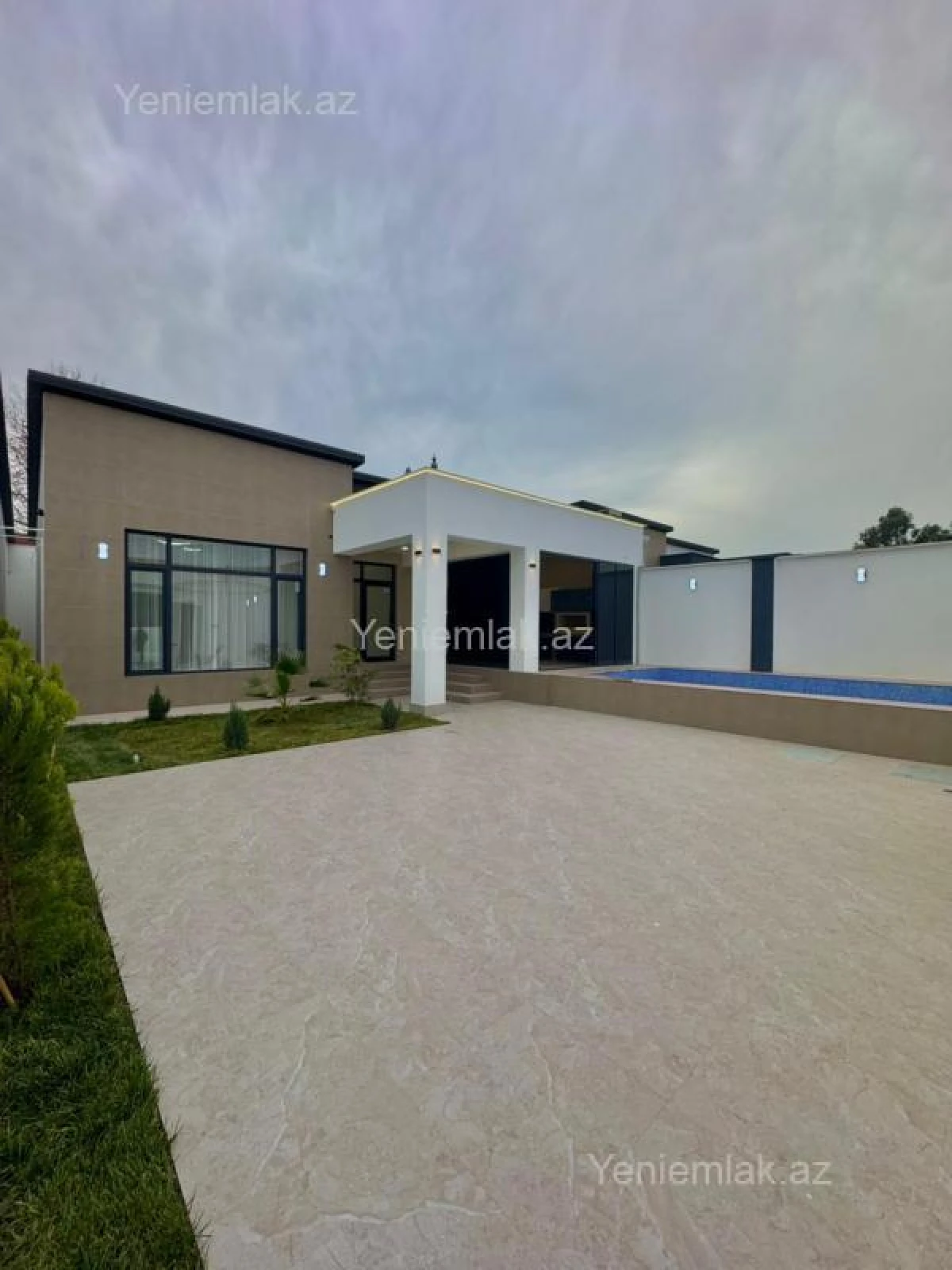 Satılır 4 otaqlı həyət evi 160 m²