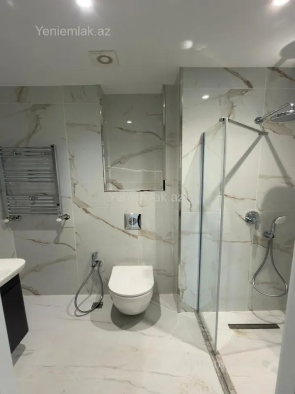 Satılır 2 otaqlı yeni tikili 63 m²