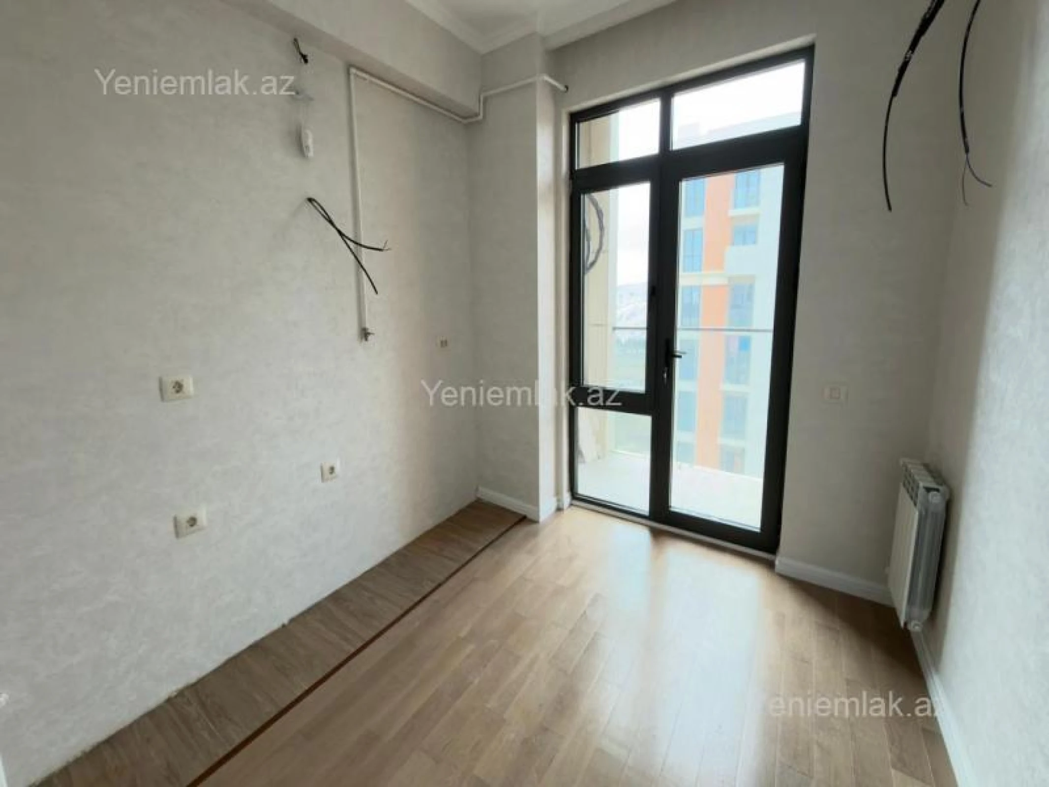 Satılır 2 otaqlı yeni tikili 63 m²