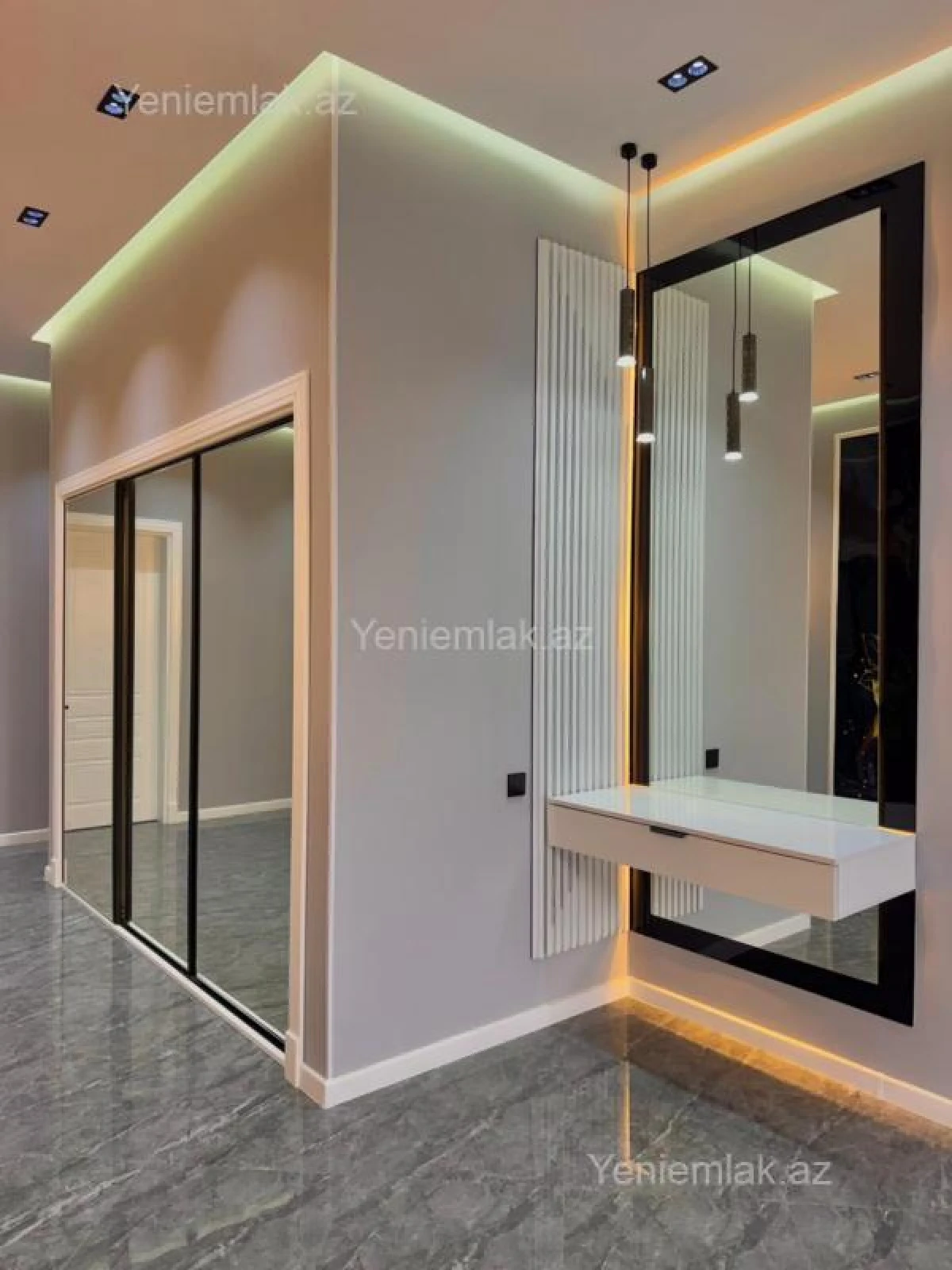 Satılır 5 otaqlı həyət evi 220 m²