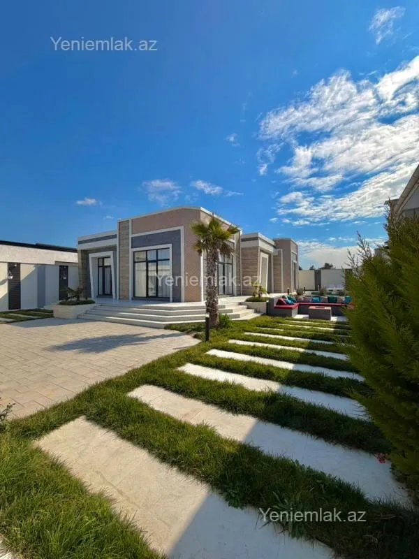 Satılır 5 otaqlı həyət evi 220 m²