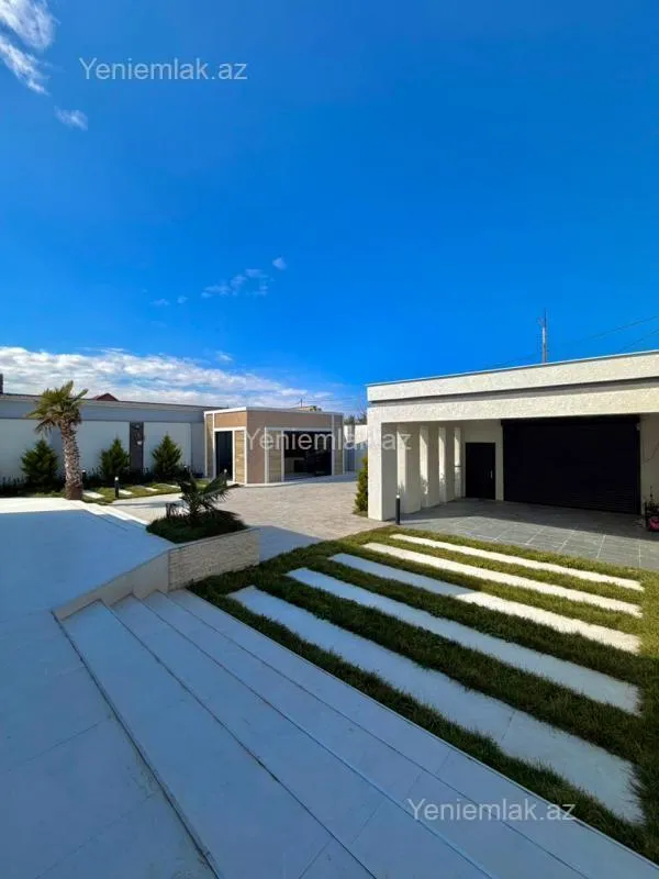 Satılır 5 otaqlı həyət evi 220 m²