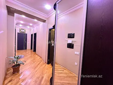 Satılır 3 otaqlı yeni tikili 95 m²