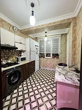 Satılır 3 otaqlı yeni tikili 95 m²