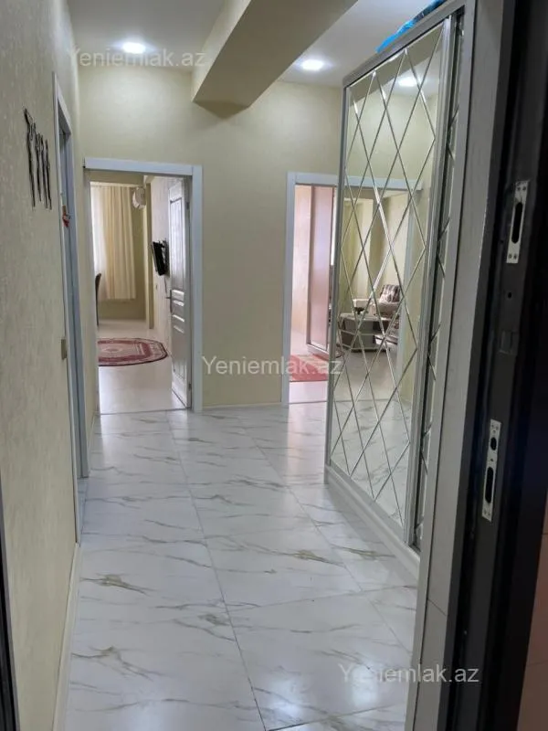 Satılır 2 otaqlı yeni tikili 75 m²