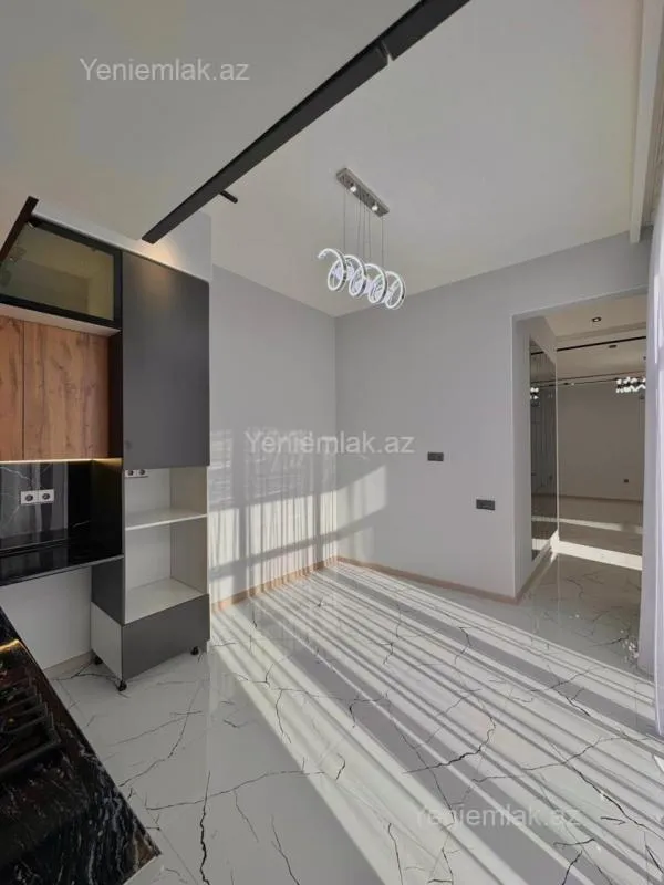Satılır 4 otaqlı həyət evi 160 m²