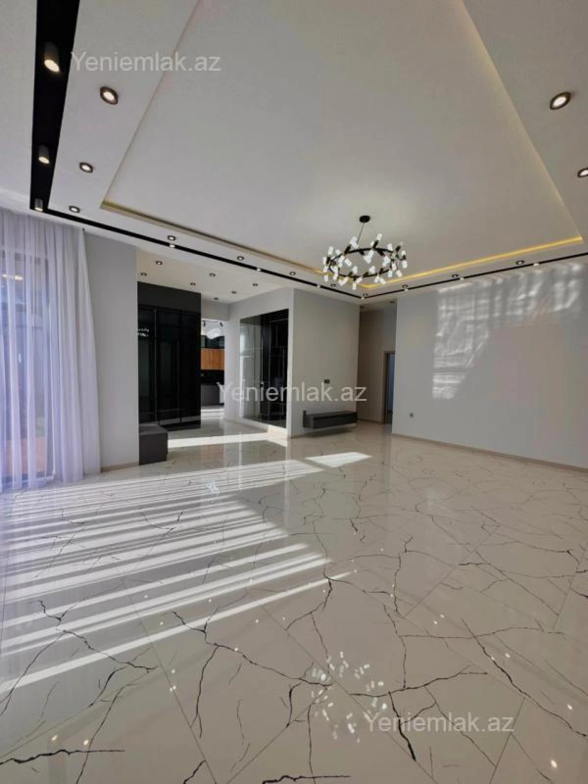 Satılır 4 otaqlı həyət evi 160 m²