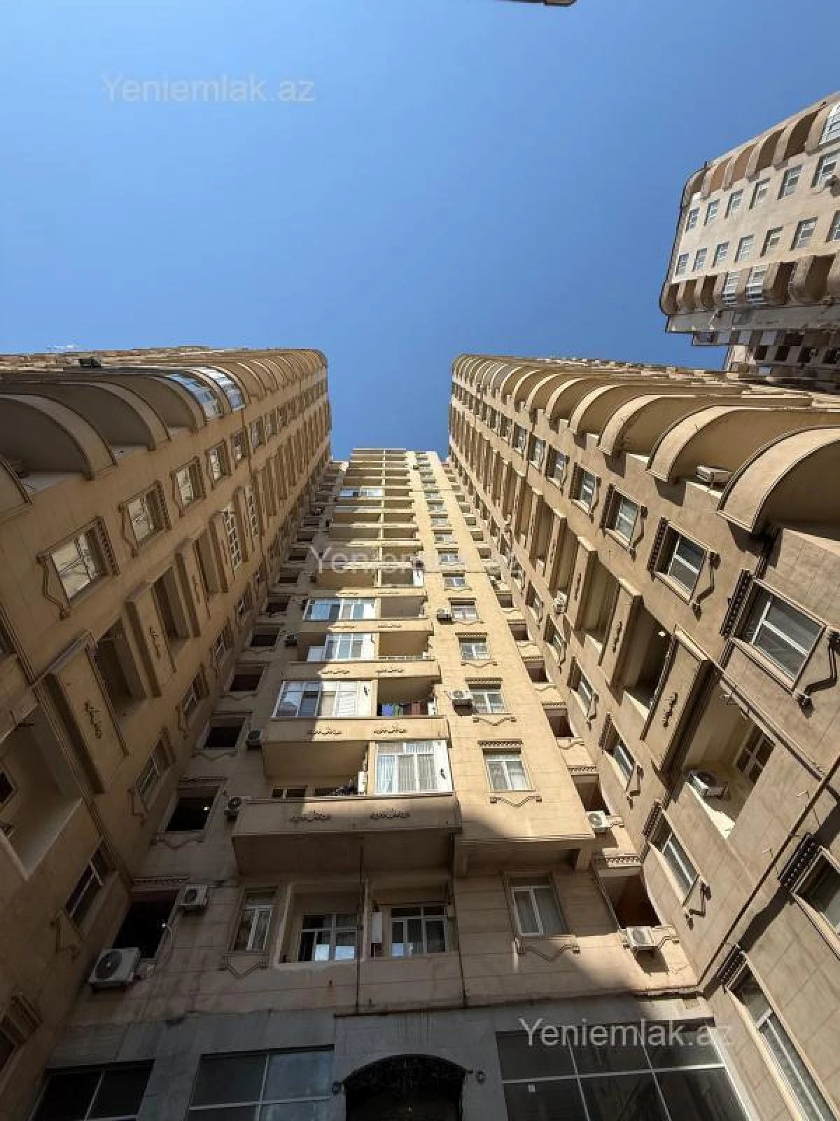 Satılır 2 otaqlı yeni tikili 75.6 m²