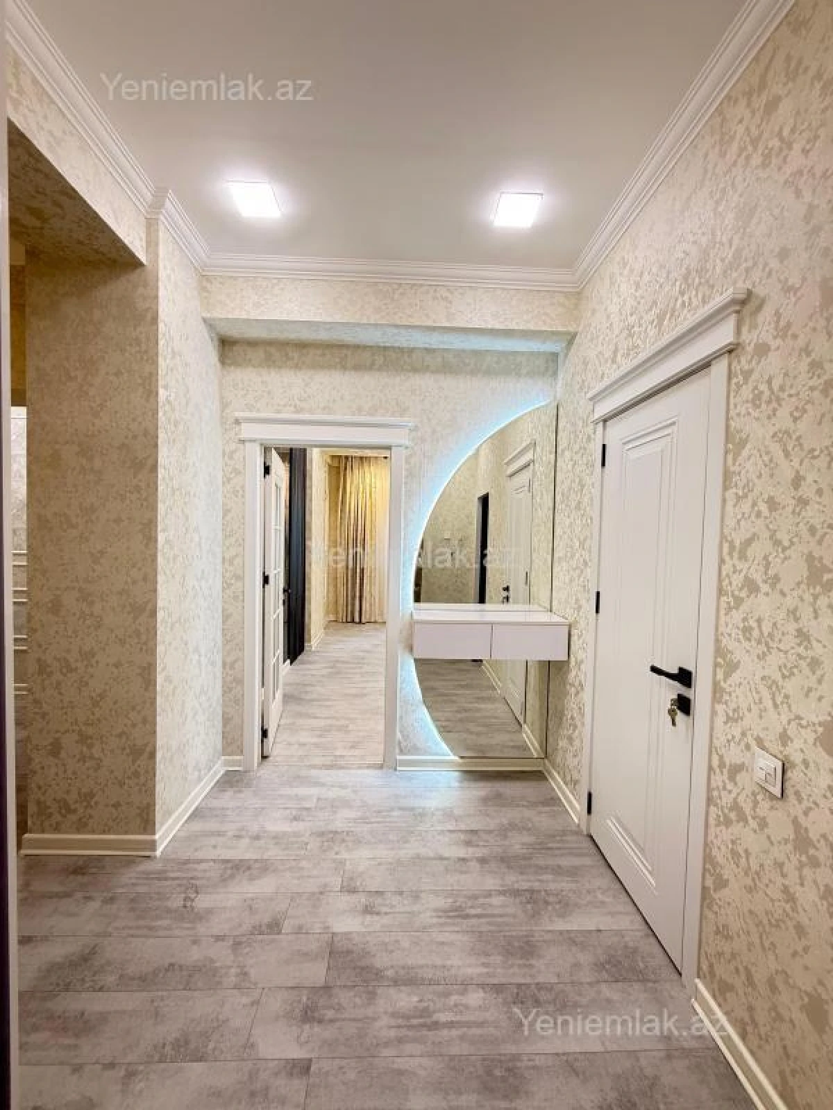 Satılır 2 otaqlı yeni tikili 75.6 m²