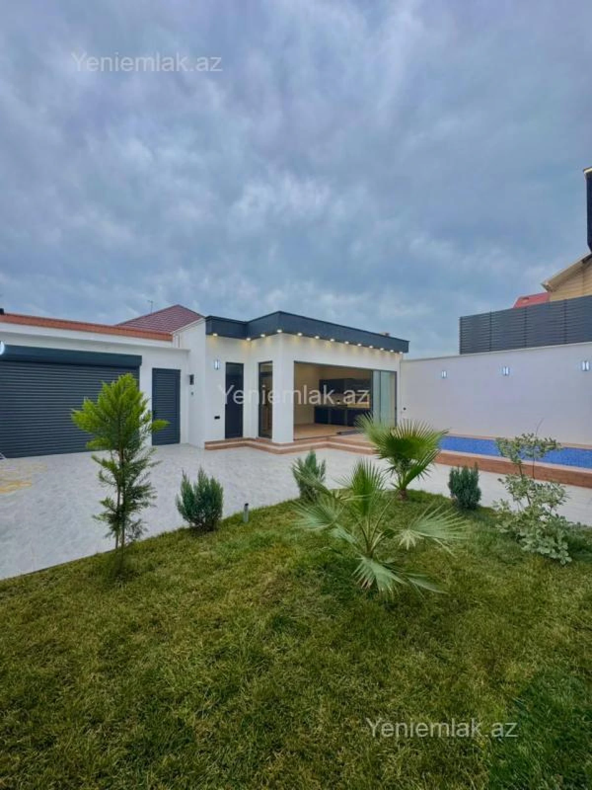 Satılır 4 otaqlı həyət evi 160 m²