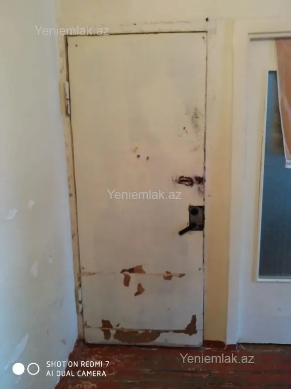 Satılır 2 otaqlı köhnə tikili 60 m²