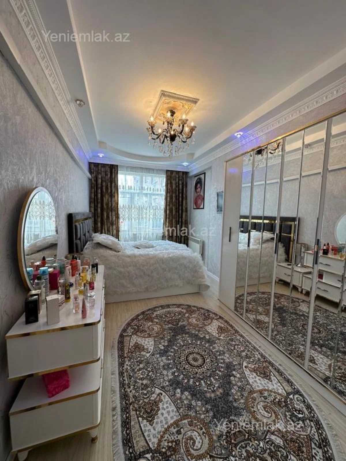 Satılır 3 otaqlı yeni tikili 140 m²