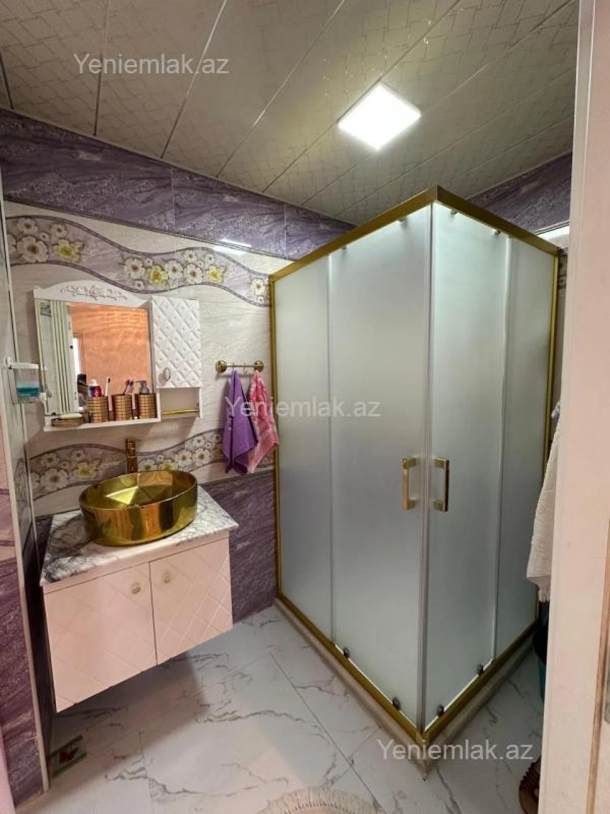 Satılır 3 otaqlı yeni tikili 140 m²