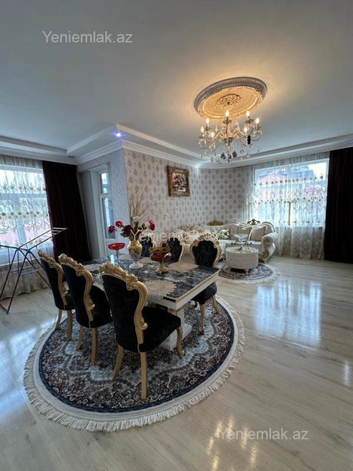 Satılır 3 otaqlı yeni tikili 140 m²