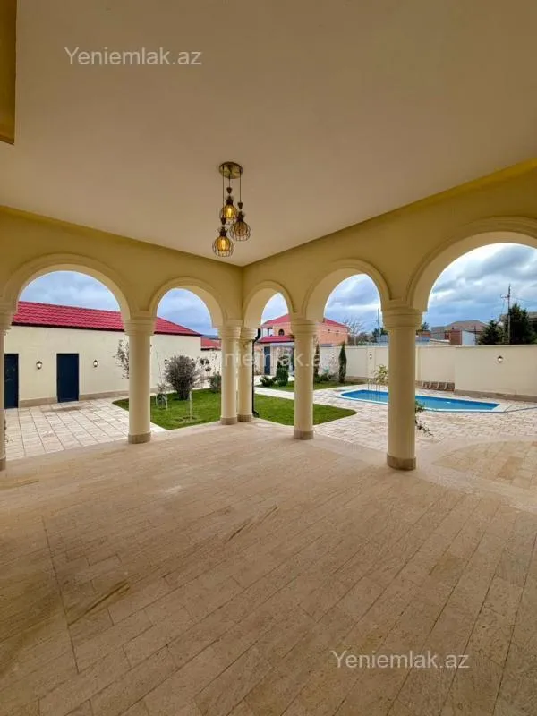 Satılır 6 otaqlı həyət evi 400 m²