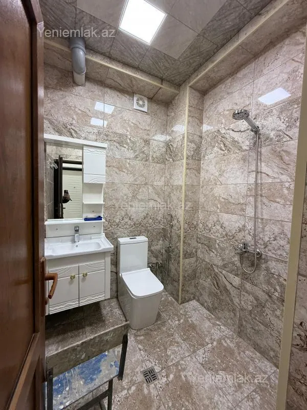 Satılır 2 otaqlı yeni tikili 65 m²