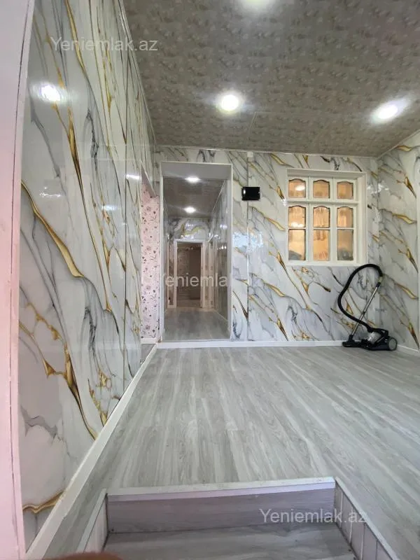 Satılır 4 otaqlı həyət evi 100 m²