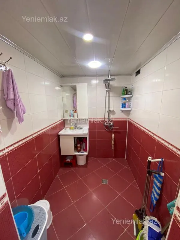 Satılır 4 otaqlı həyət evi 100 m²