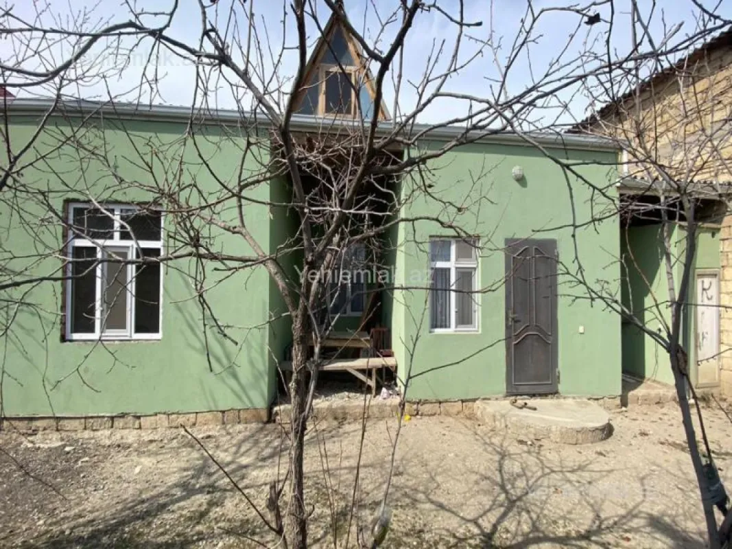 Satılır 5 otaqlı həyət evi 132 m²