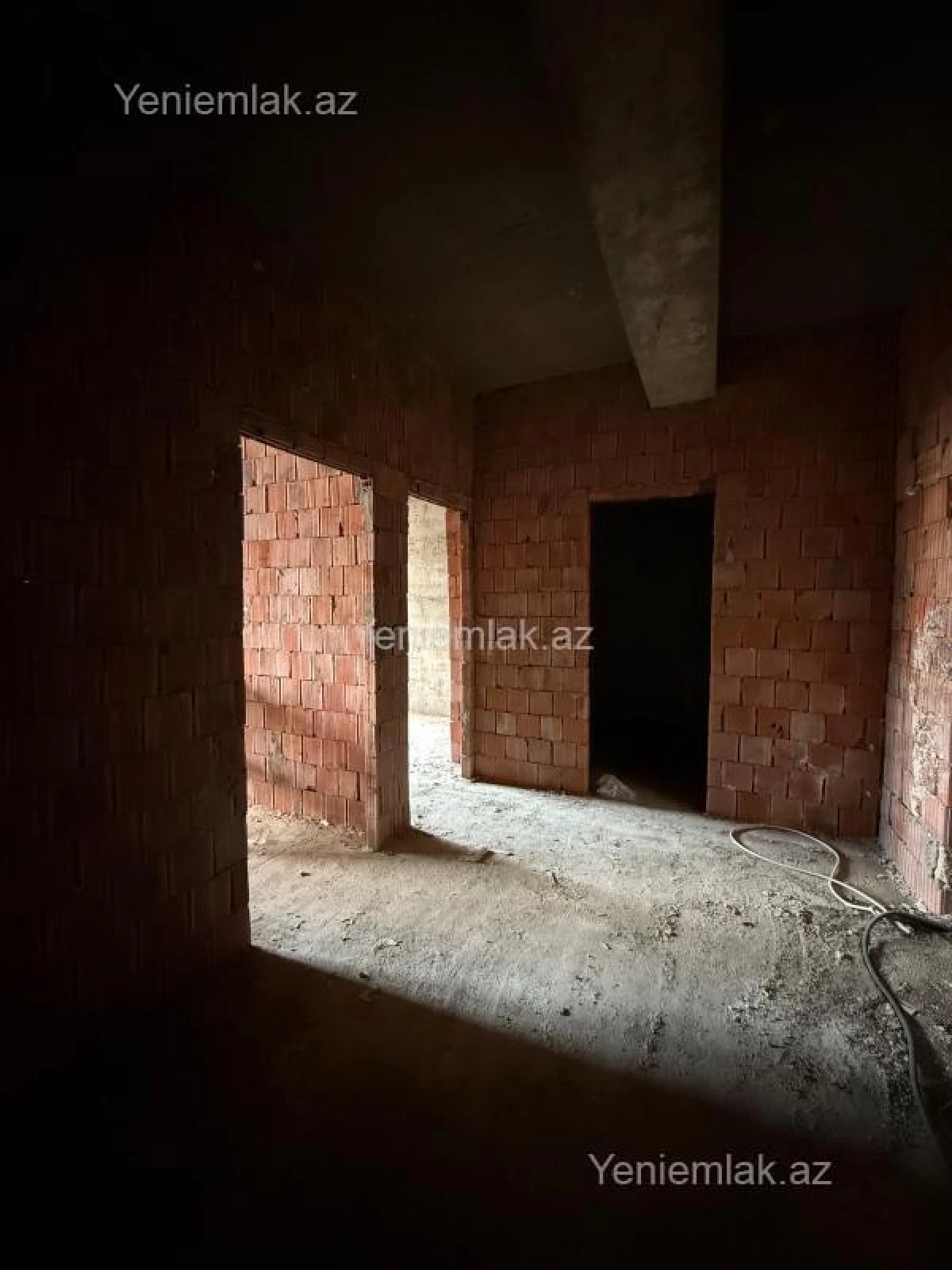 Satılır 1 otaqlı yeni tikili 65 m²