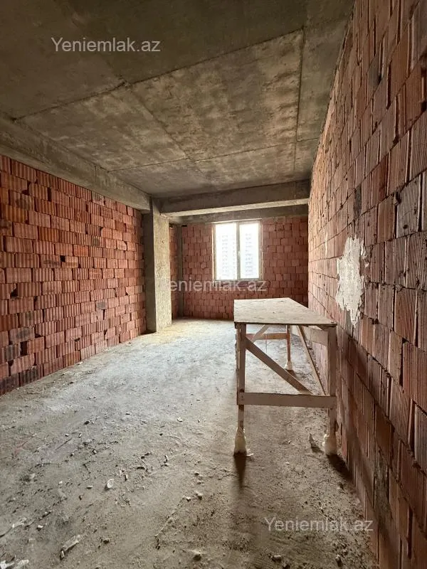 Satılır 1 otaqlı yeni tikili 65 m²