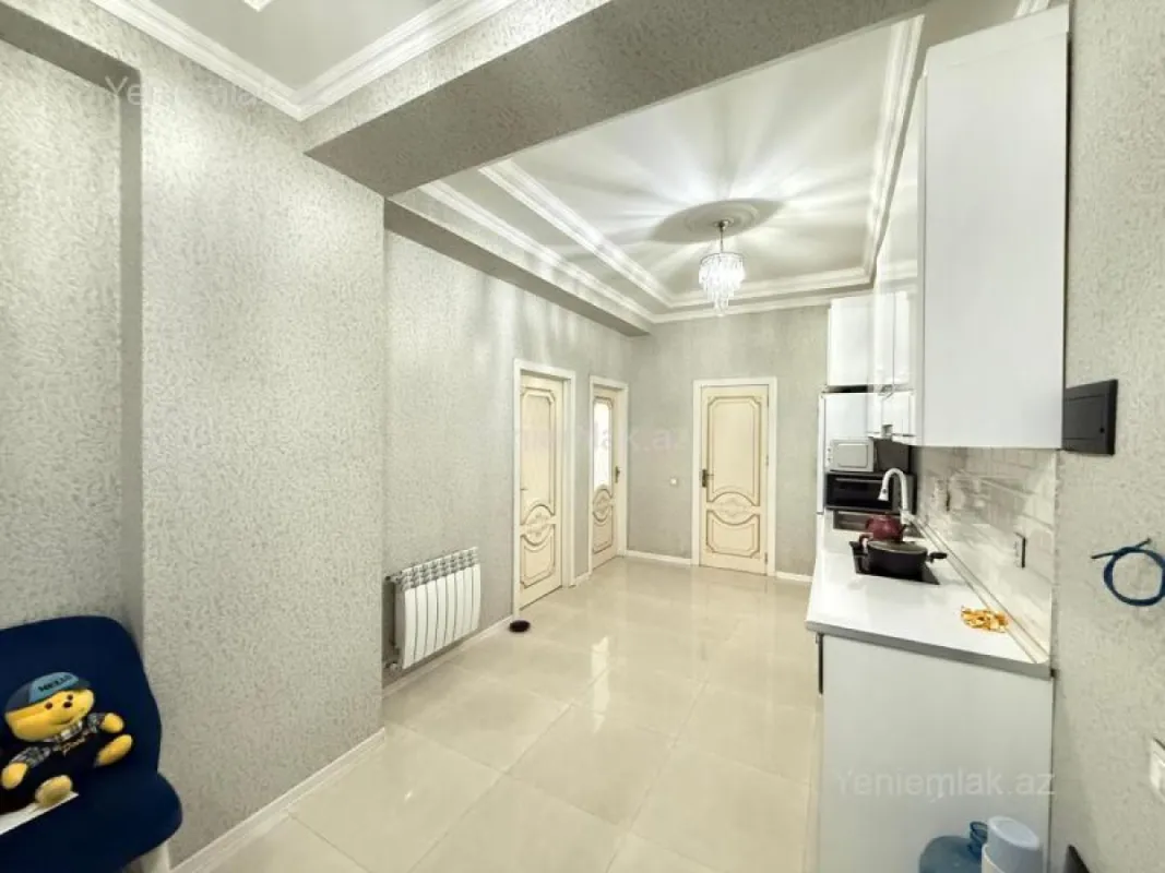 Satılır 2 otaqlı yeni tikili 70 m²