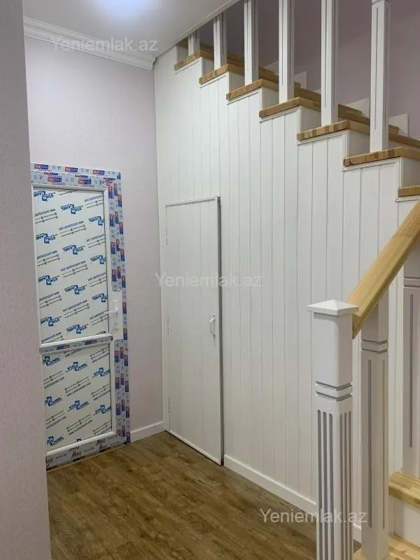 Satılır 5 otaqlı həyət evi 170 m²