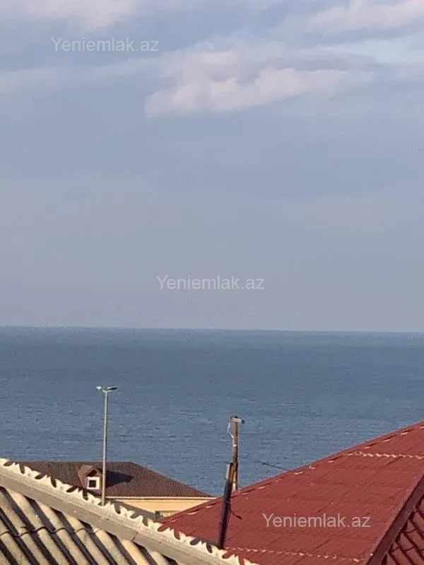 Satılır 5 otaqlı həyət evi 170 m²