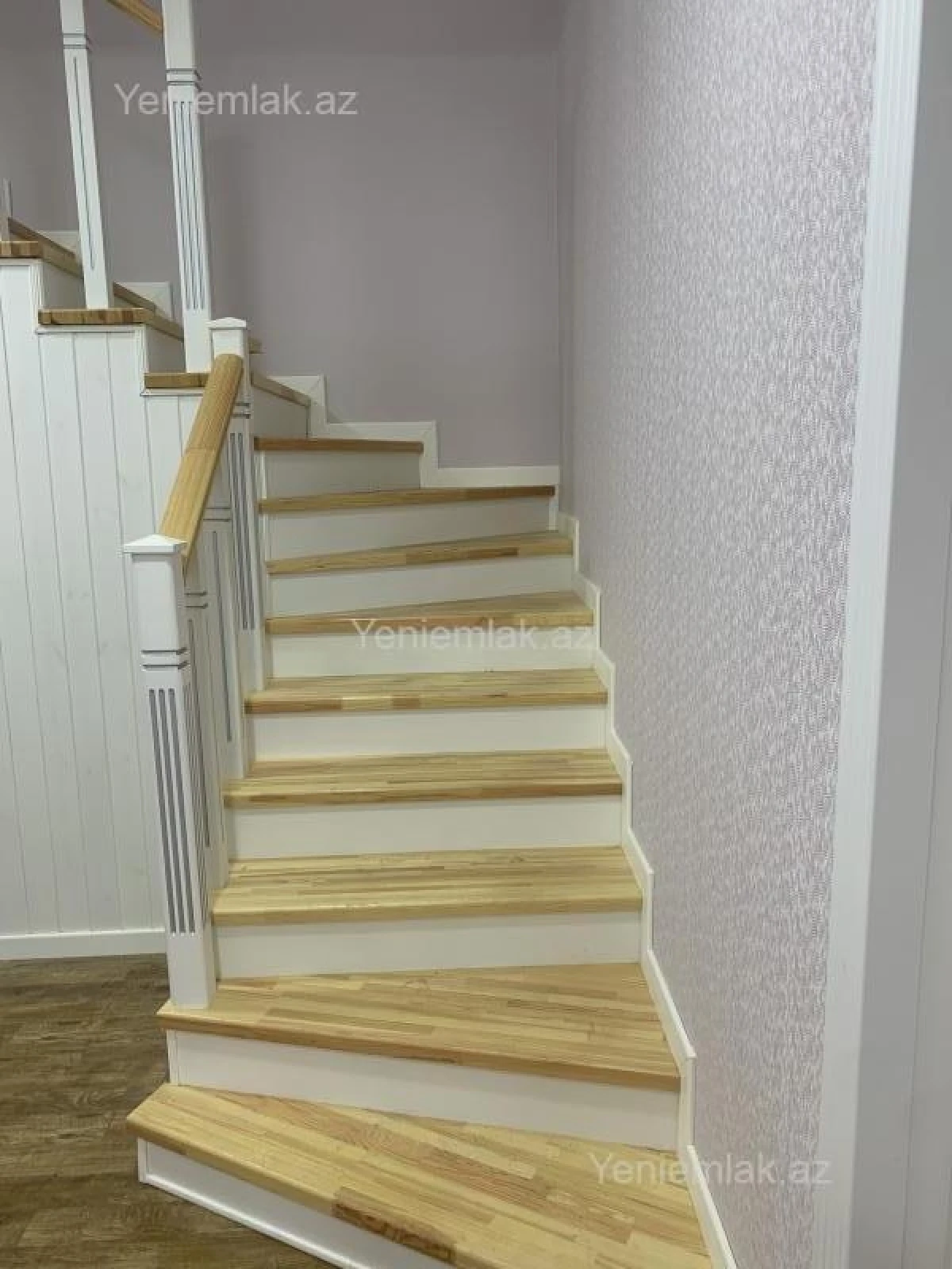 Satılır 5 otaqlı həyət evi 170 m²