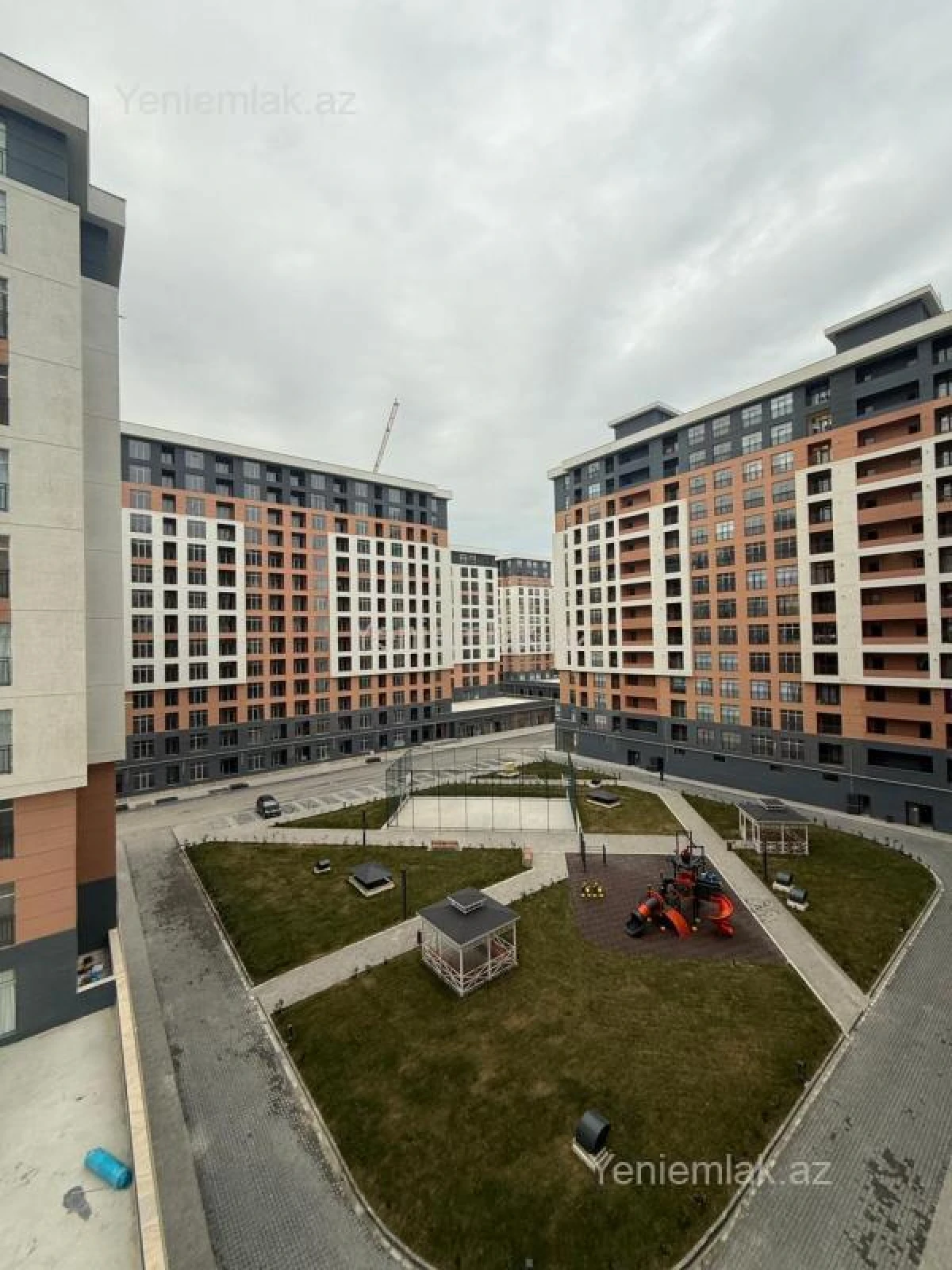 Satılır 2 otaqlı yeni tikili 90 m²