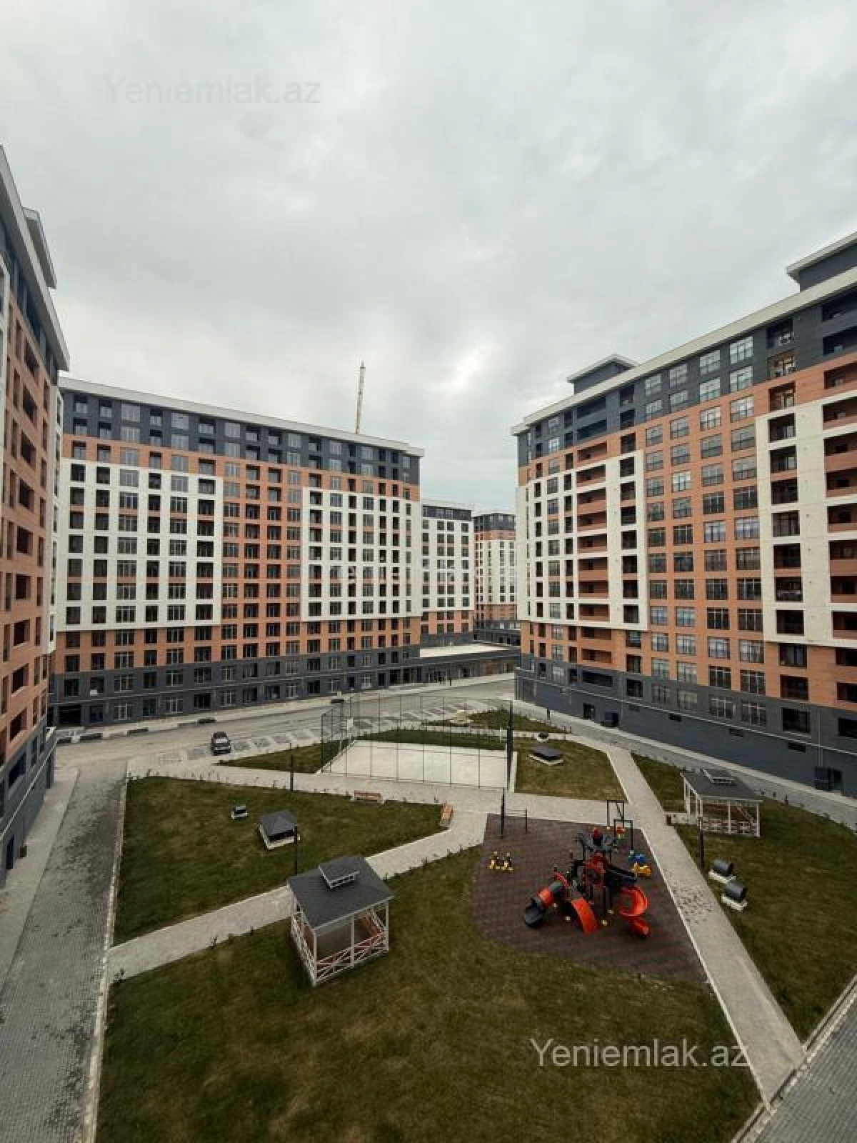 Satılır 2 otaqlı yeni tikili 90 m²