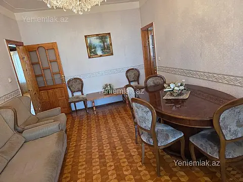 Satılır 4 otaqlı köhnə tikili 110 m² — Bakı, Binəqədi 4 otaq 110.00 m²