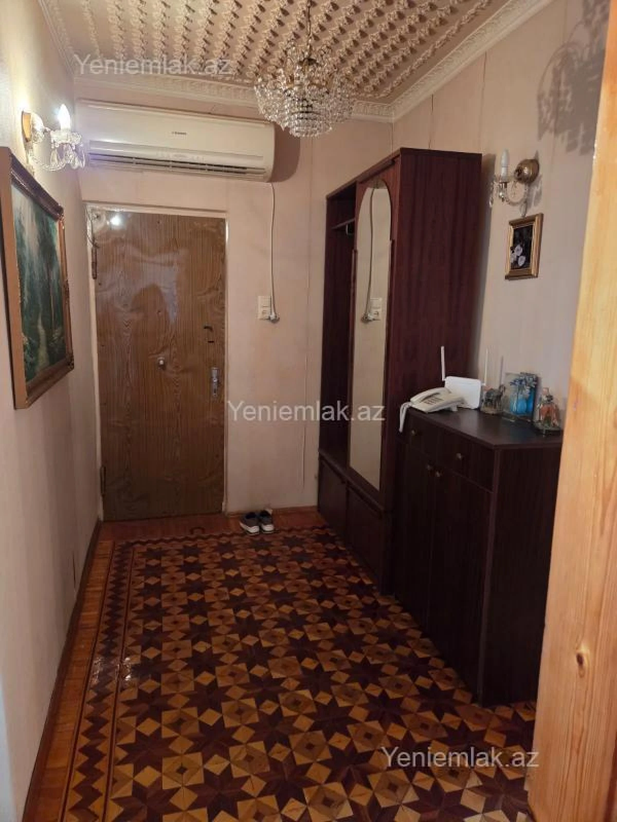 Satılır 4 otaqlı köhnə tikili 110 m²