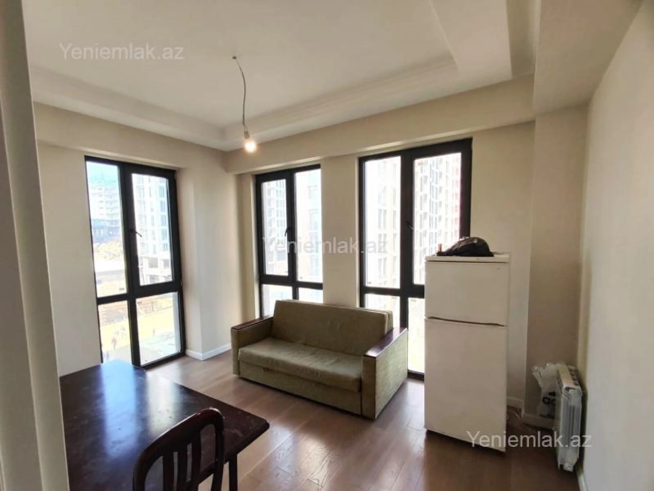 Satılır 2 otaqlı yeni tikili 50 m²