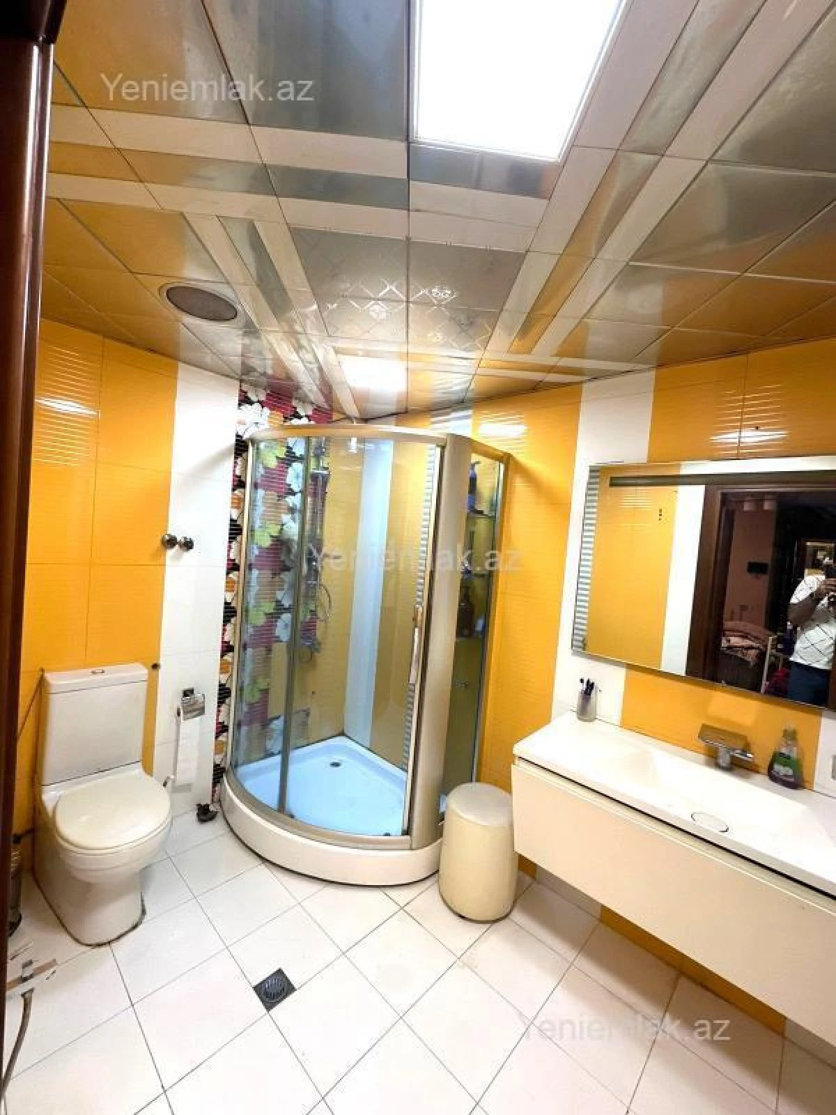 Satılır 3 otaqlı yeni tikili 110 m²