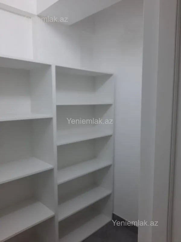 Satılır 2 otaqlı yeni tikili 100 m²