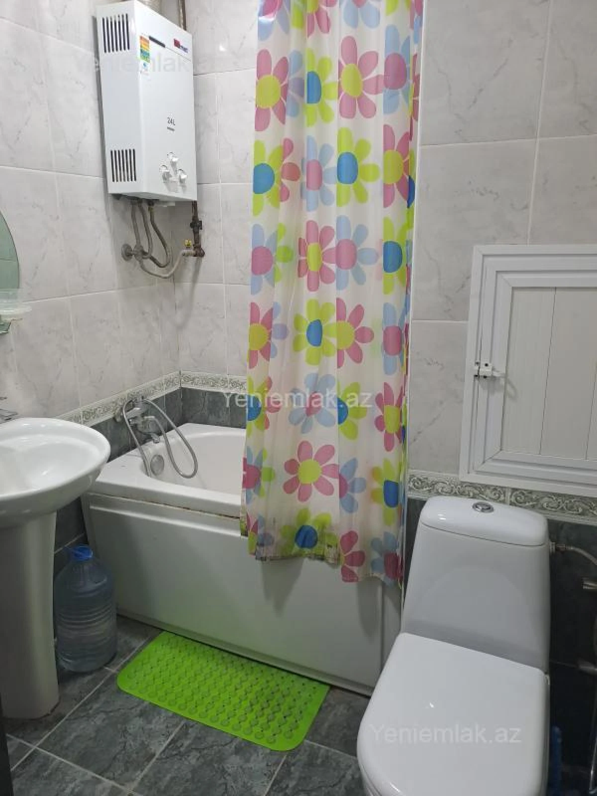 Satılır 2 otaqlı köhnə tikili 45 m²
