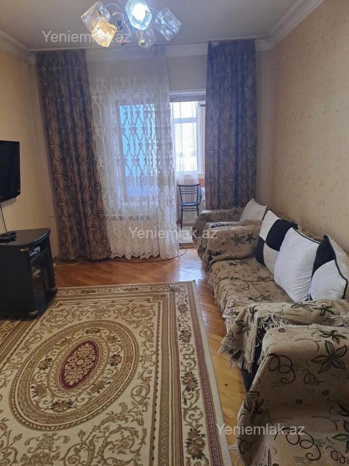 Satılır 2 otaqlı köhnə tikili 45 m²