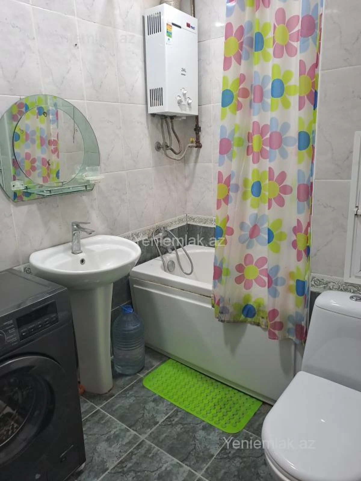Satılır 2 otaqlı köhnə tikili 45 m²
