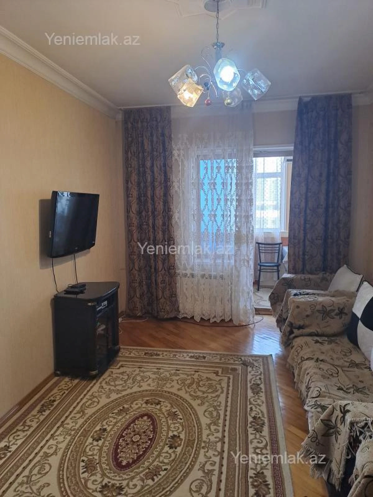 Satılır 2 otaqlı köhnə tikili 45 m²